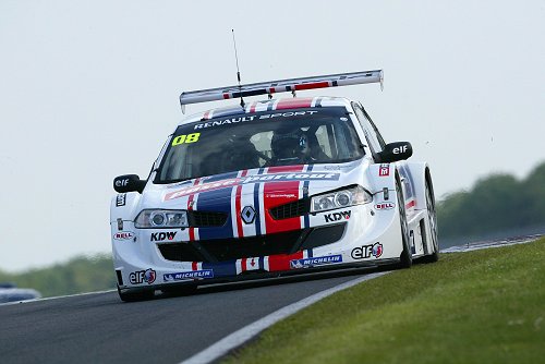 Maxime Martin wint twee maal in UK